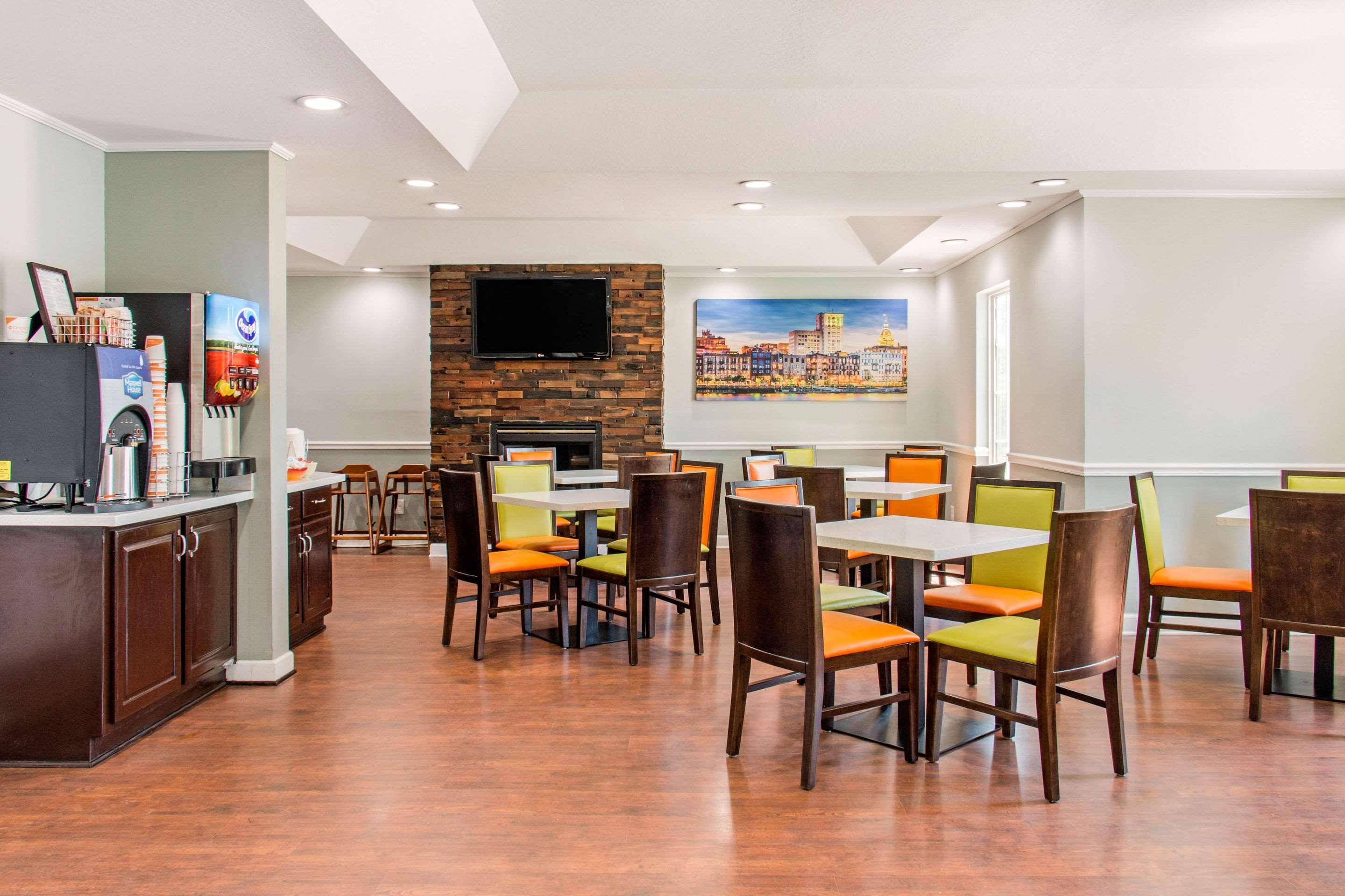Quality Inn Pooler - Savannah I-95 Екстериор снимка