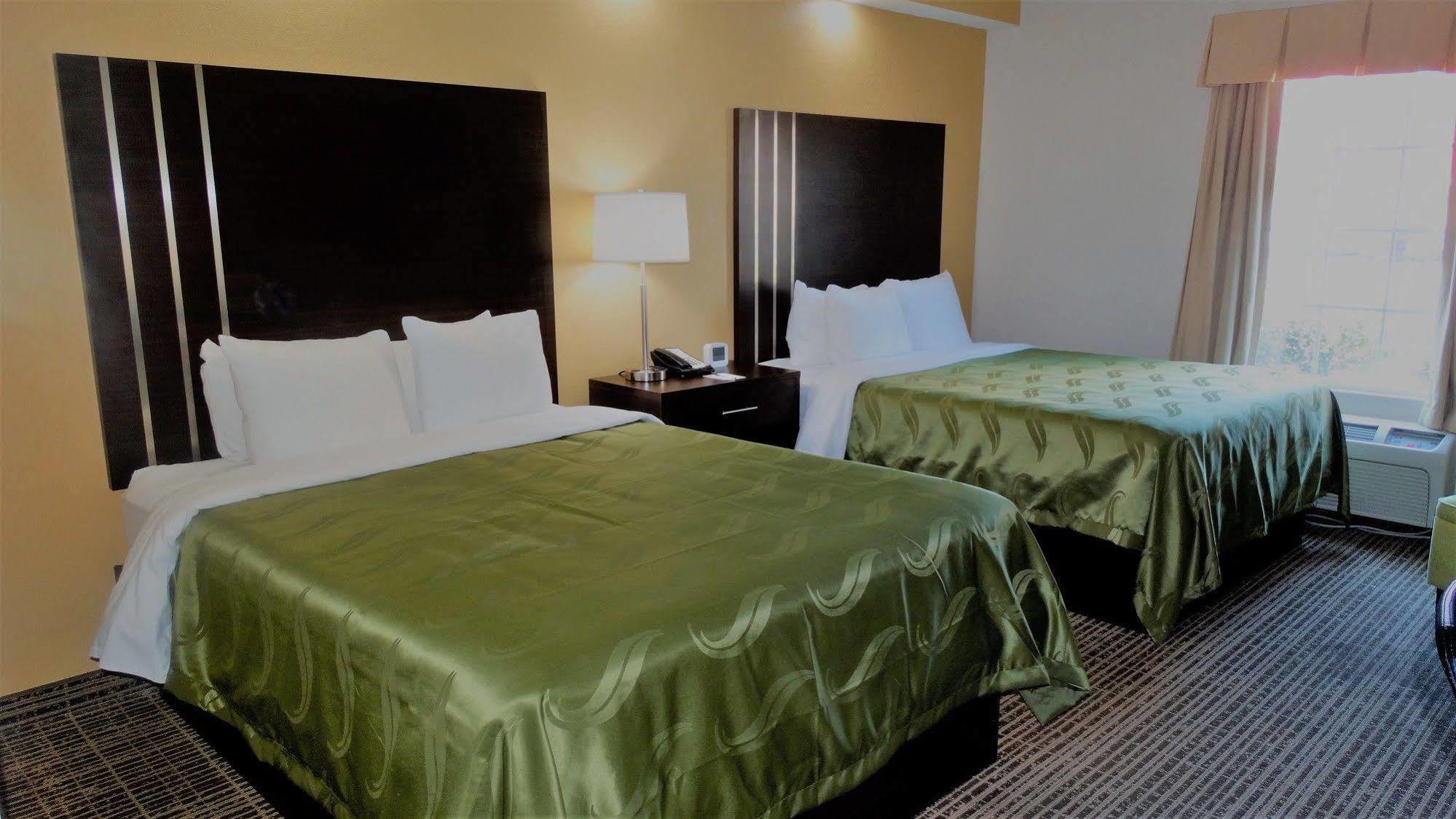 Quality Inn Pooler - Savannah I-95 Екстериор снимка