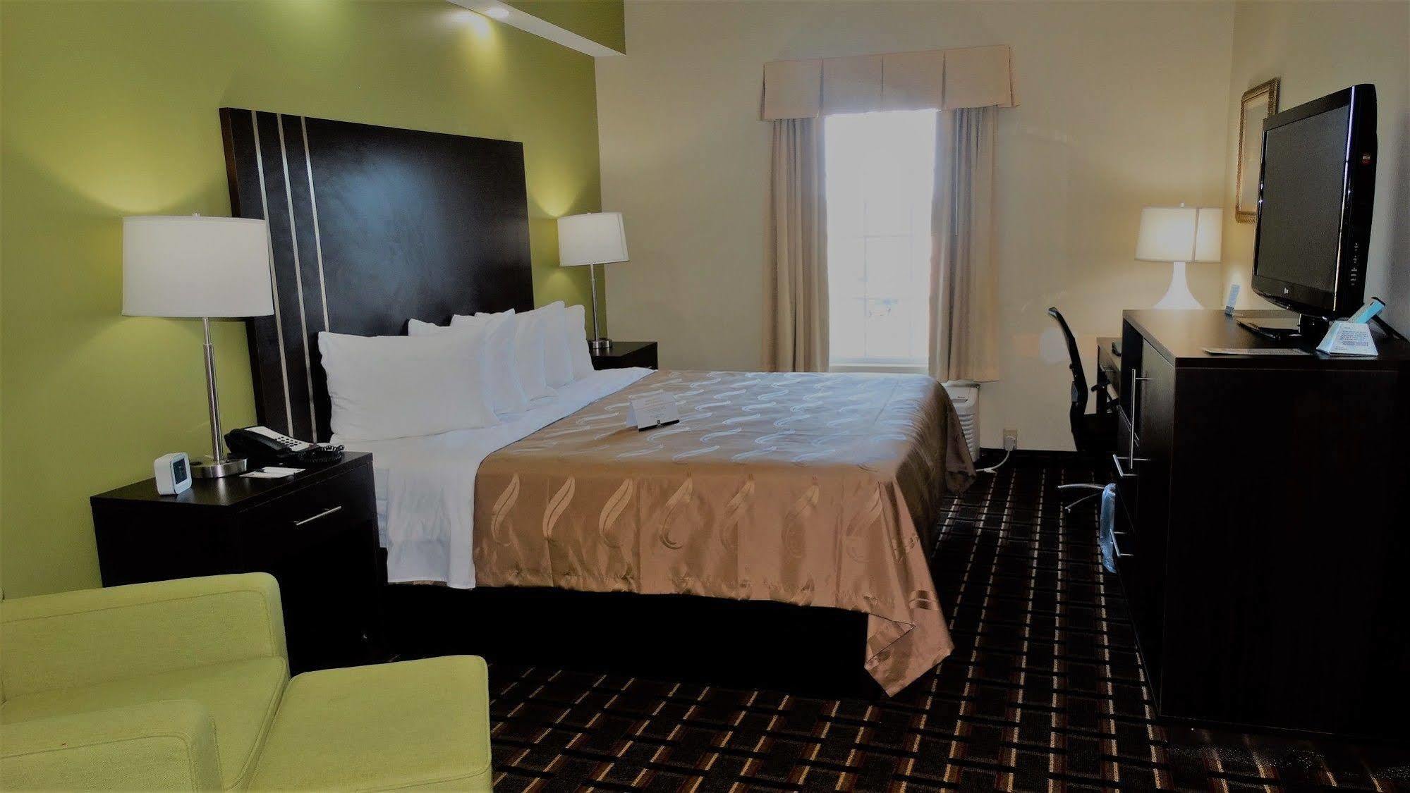 Quality Inn Pooler - Savannah I-95 Екстериор снимка