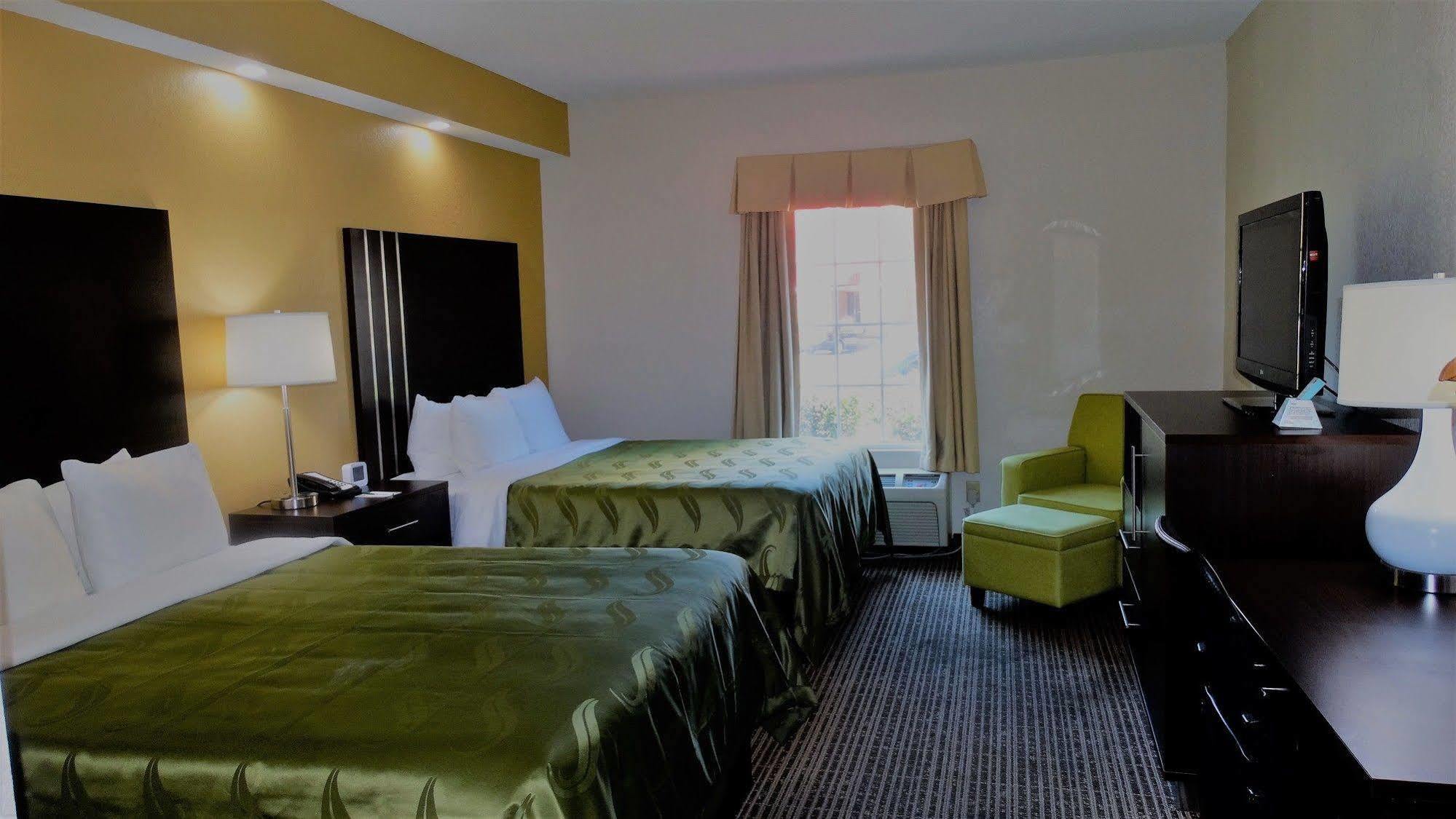 Quality Inn Pooler - Savannah I-95 Екстериор снимка